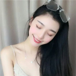 小姐姐性感头像扎辫子,性感小姐姐的迷人魅力